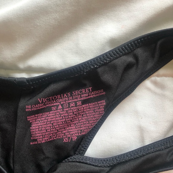 Black Bikini - Picture 2 of 4